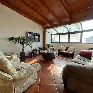 Venus - Cozy With Terrace Apartment Vlore